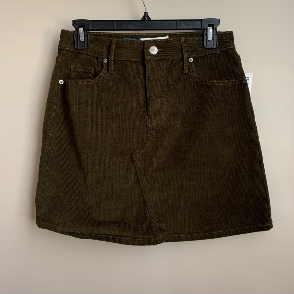 Old Navy Women’s Size 0 High Rise Corduroy Mini Skirt